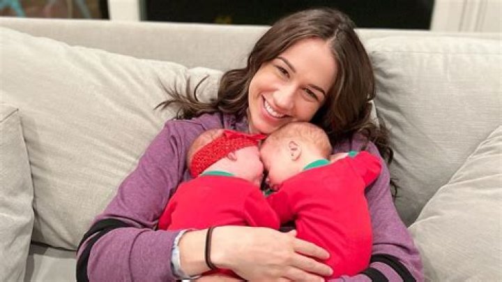 Colleen Ballinger's brother, Chris Ballinger Biography: Wife, Age, Parents, Children, Net Worth, Wikipedia, Siblings, YouTube