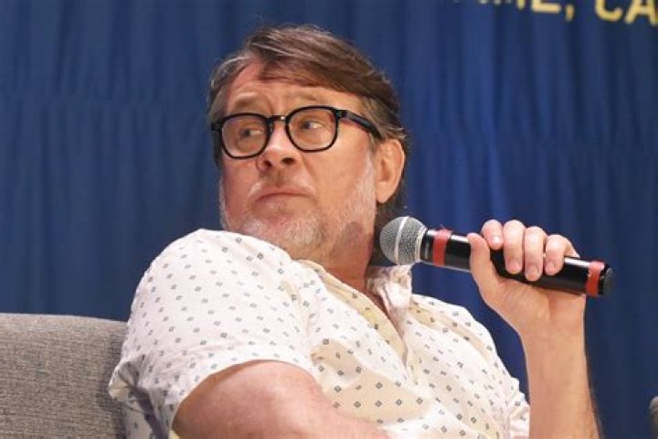 Connor Trinneer Net Worth, Age, Height, Bio, Birthday, Wiki!