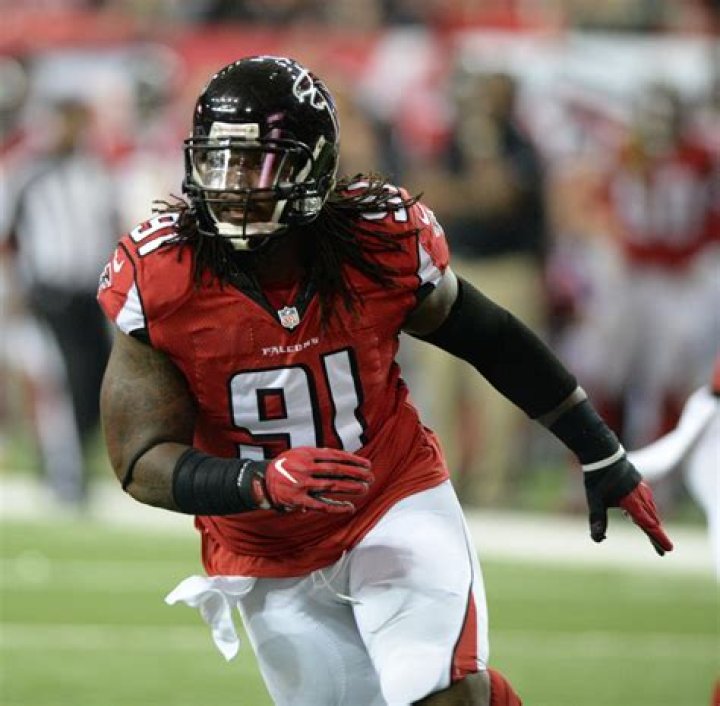 Courtney Upshaw Net Worth, Age, Height, Bio, Birthday, Wiki!