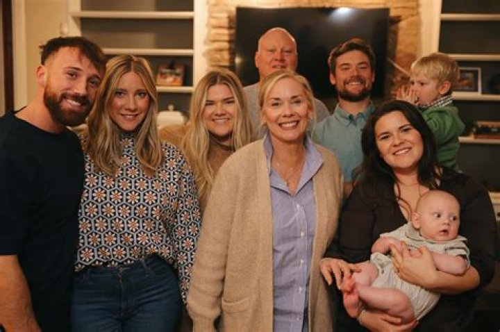 Craig Morgan Siblings: Does Craig Morgan have siblings?