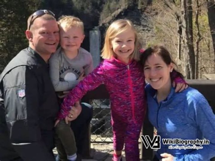 Damar Hamlin Bio, Age, Height, Career, Wife, Children, Net Worth