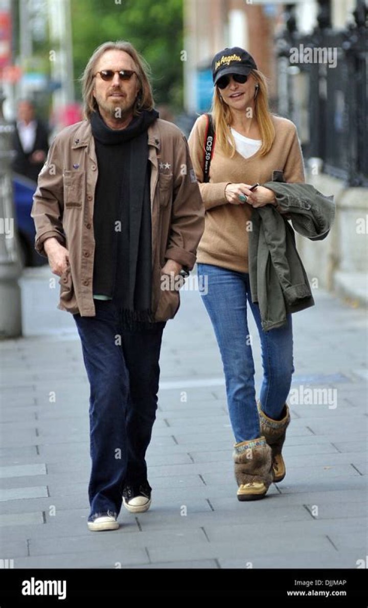 Dana York- Age, Height, Husband, Net Worth, Ethnicity