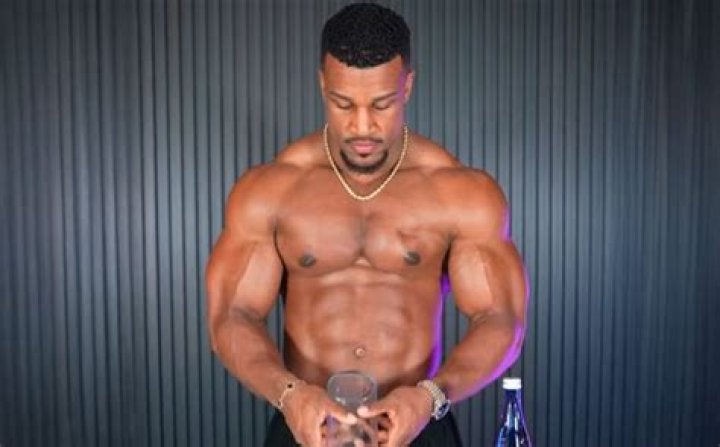 David McKnight Age, Height & Weight