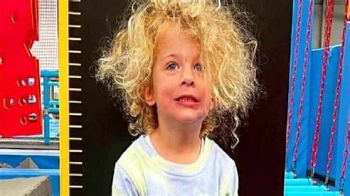 Dean Norris Age, Height & Weight