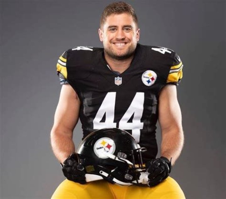 What Is Derek Watts Net Worth?