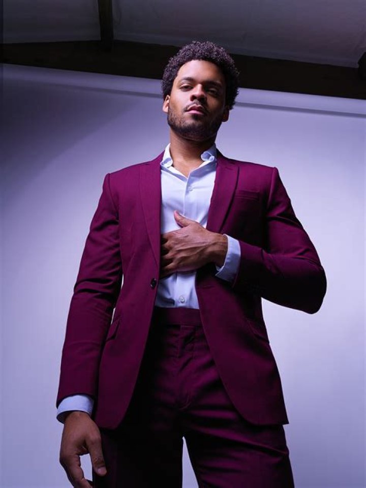 Deric Augustine - Net Worth, Age, Height, Birthday, Bio, Wiki!