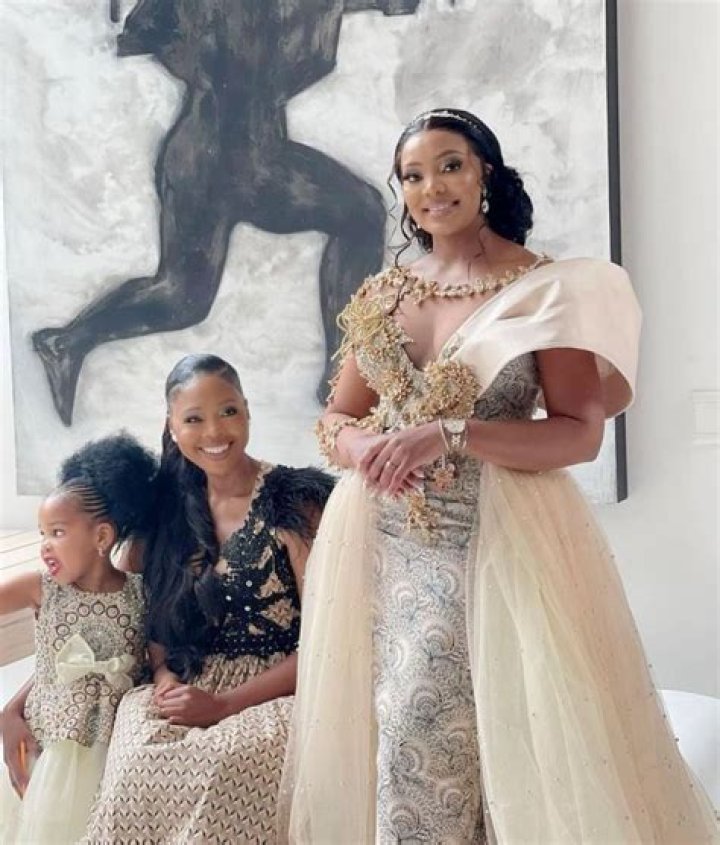 Dineo Langa And Mom, Kgomotso Moeketsi Helps Mzansi Artists With Food Items