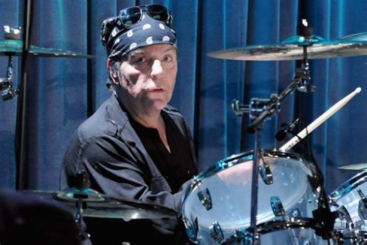 Dino Danelli Net Worth, Age, Height, Bio, Birthday, Wiki!