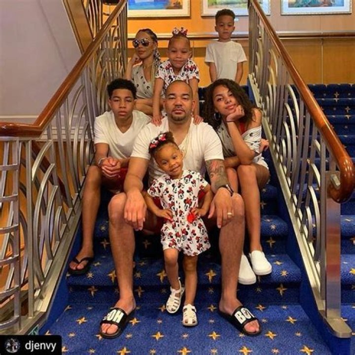 Who Are DJ Envy Parents?