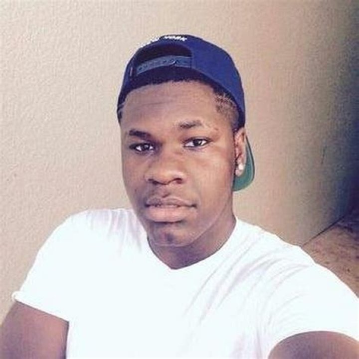 DJ Telly Tellz - Net Worth, Age, Height, Birthday, Bio, Wiki!