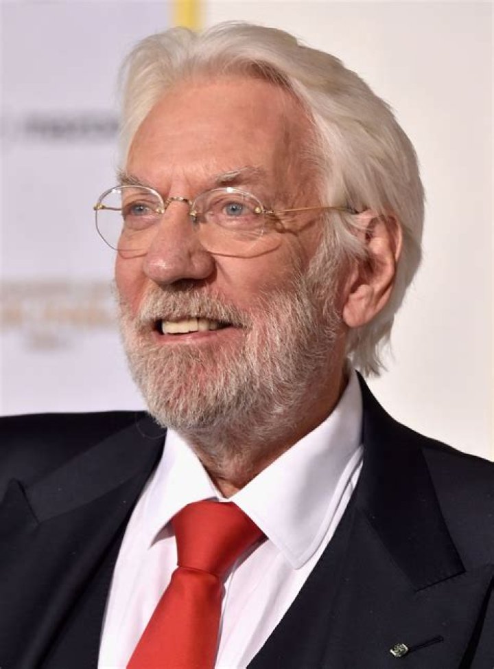 Fame | Donald Sutherland net worth and salary income estimation Apr, 2024