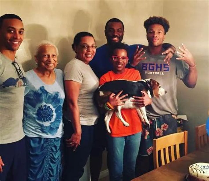 Dorian Thompson-Robinson Wife: Is Dorian Thompson-Robinson married?