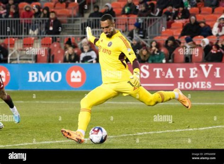 Who Are Drake Callender's Parents?