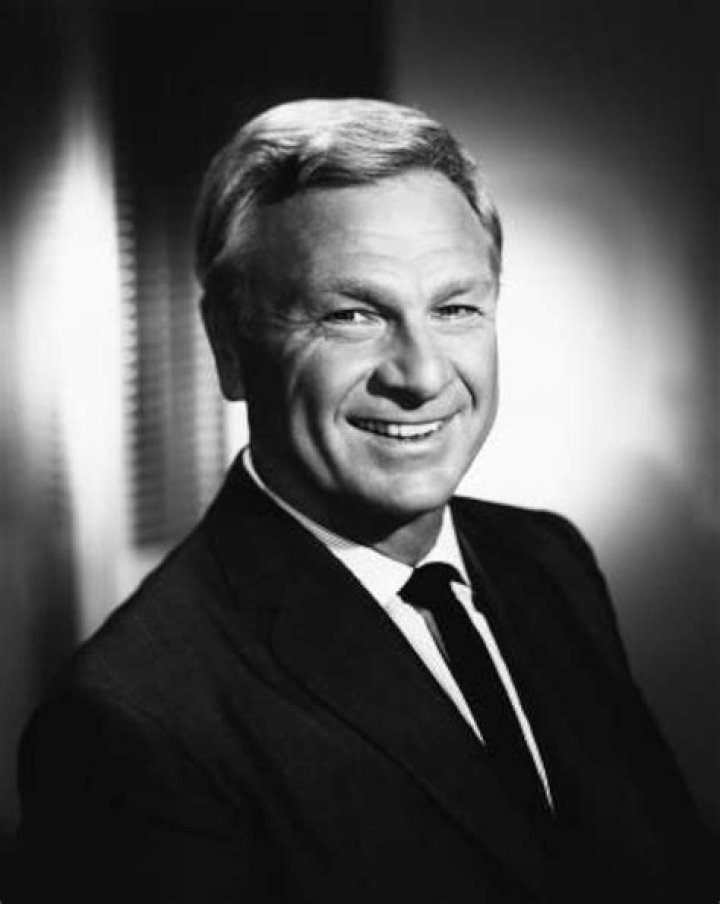 Fame | Eddie Albert net worth and salary income estimation Mar, 2024