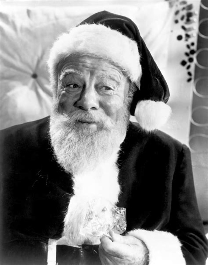 Edmund Gwenn - Net Worth, Age, Height, Birthday, Bio, Wiki!
