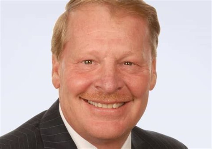 Fame | Edward D. Breen net worth and salary income estimation Jan, 2024