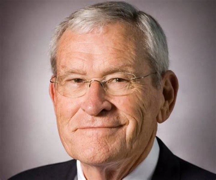 Fame | Edward Whitacre Jr. net worth and salary income estimation Jan, 2024