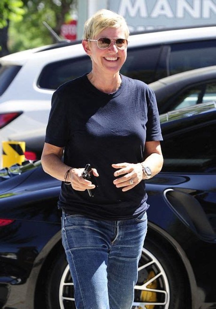 Ellen DeGeneres Plastic Surgery Obsessed: Endless Procedures Sparked By Portia de Rossi Divorce?