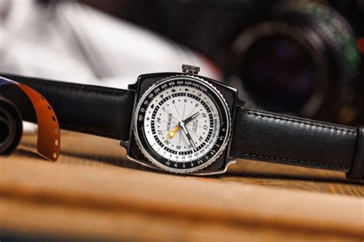 Elma Mbadiwe Claims She Doesn’t Do Broke And Sterile Guys Even Though A Man’s Salary Has Nothing To Do With His Performance