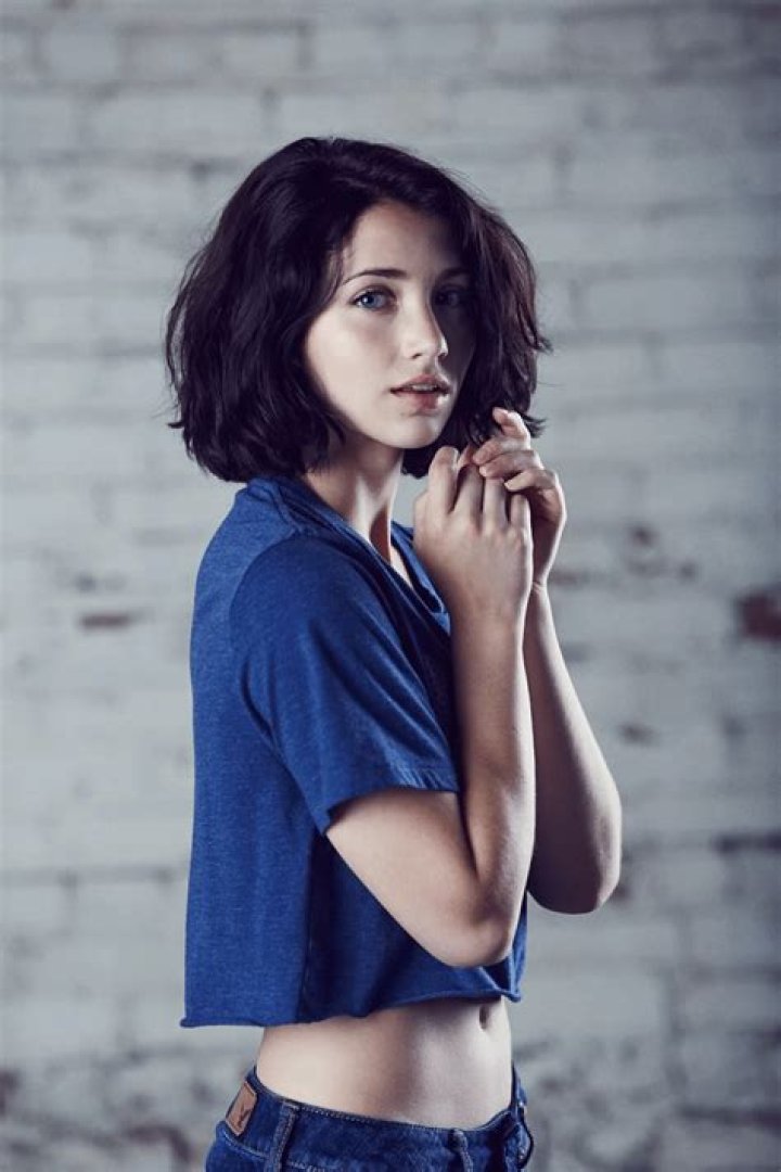 Emily Rudd Wiki, Bio, Height, Age, Boyfriend, Family & Net worth
