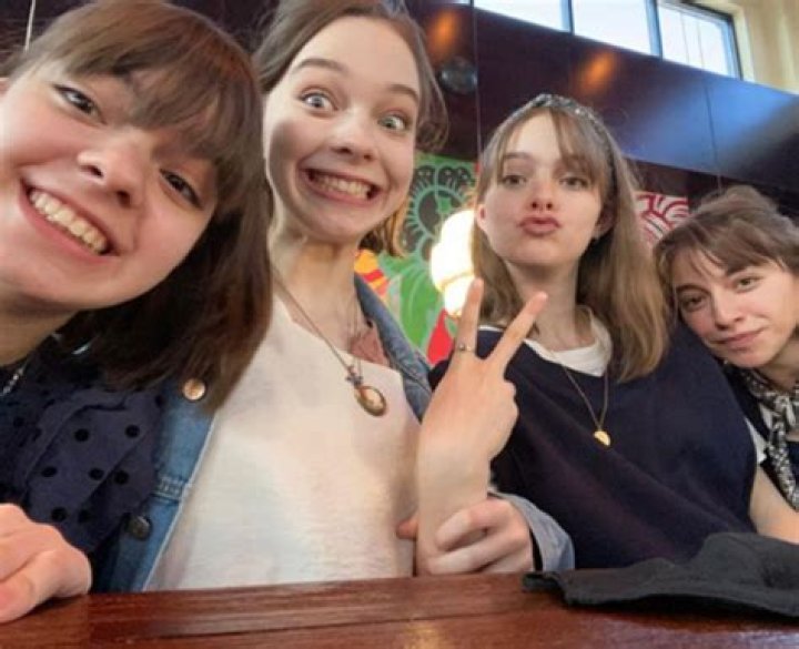 Emma Myers Age, Bio, Family, Career, Net Worth