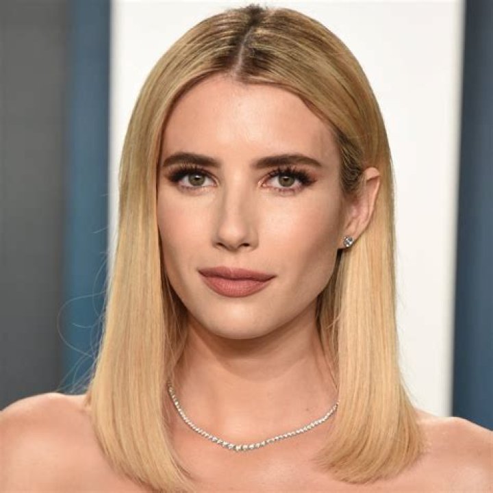 Emma Roberts Net Worth, Age, Height, Bio, Birthday, Wiki!