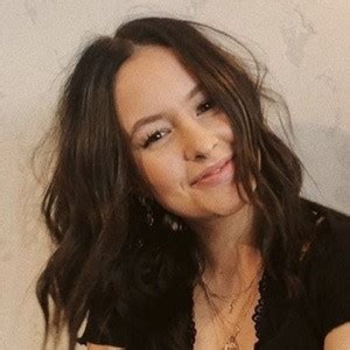 Emma Salute - Net Worth, Age, Height, Birthday, Bio, Wiki!