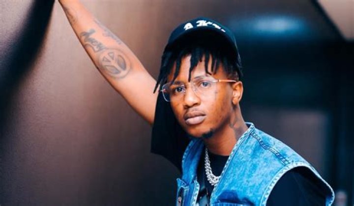 Emtee- Wiki, Age, Height, Net Worth, Wife, Ethnicity