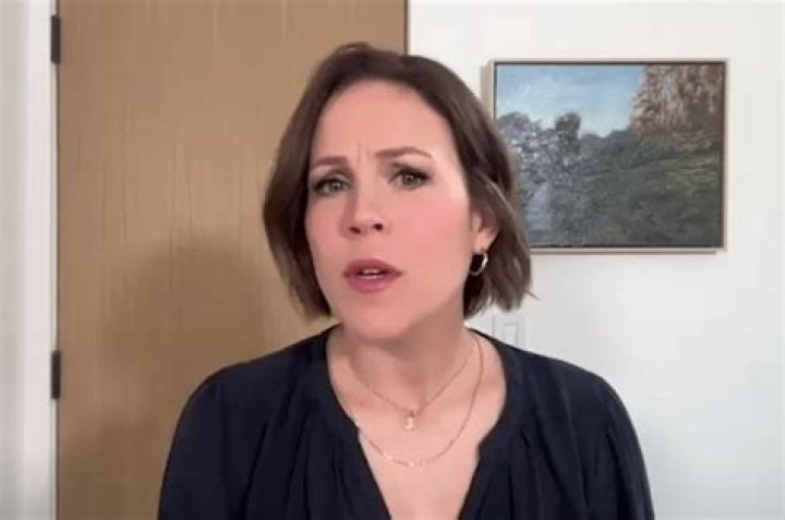 Erin Krakow- Net Worth, Bio, Age, Boyfriend, Height, Movies, Career