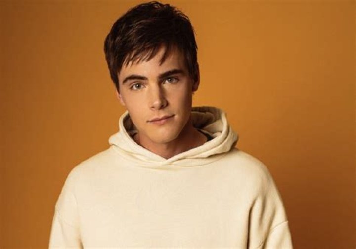 EXCLUSIVE: Kevin Quinn Chats About 'It's About Time'