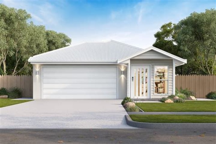 EXCLUSIVE: MKNLY chat new EP 'When I'm Lonely'