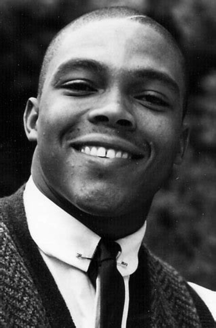 Fennis Dembo Net Worth, Age, Height, Bio, Birthday, Wiki!