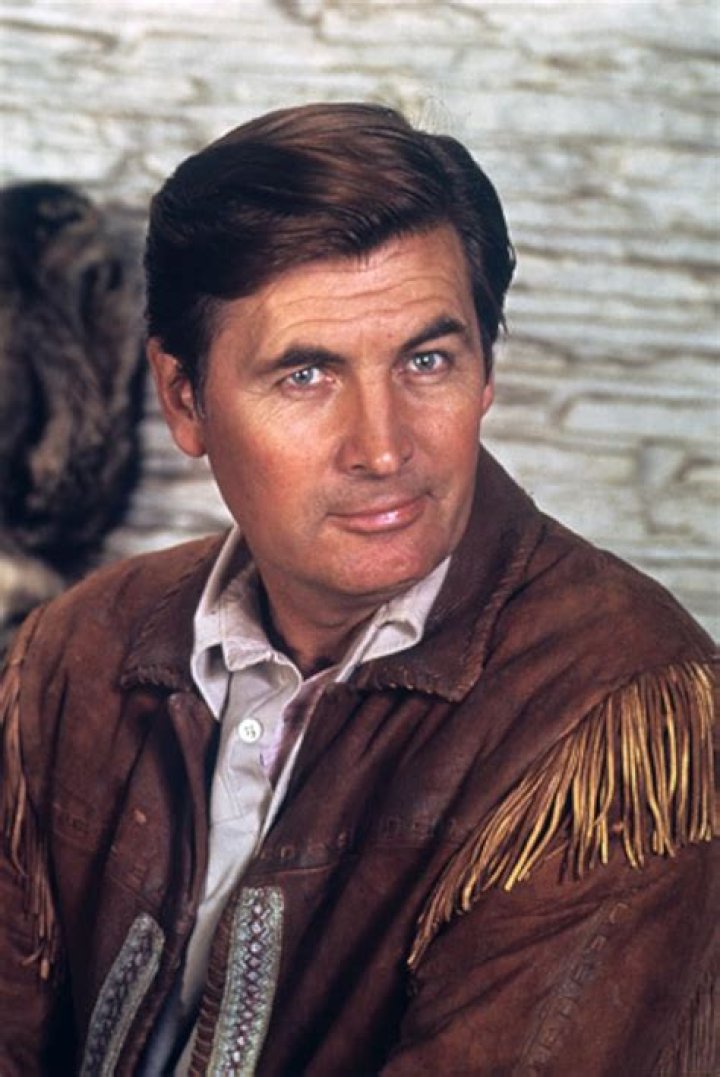 Fess Parker Net Worth, Age, Height, Bio, Birthday, Wiki!