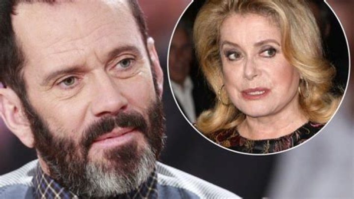 Fils De Catherine Deneuve Et Roger Vadim