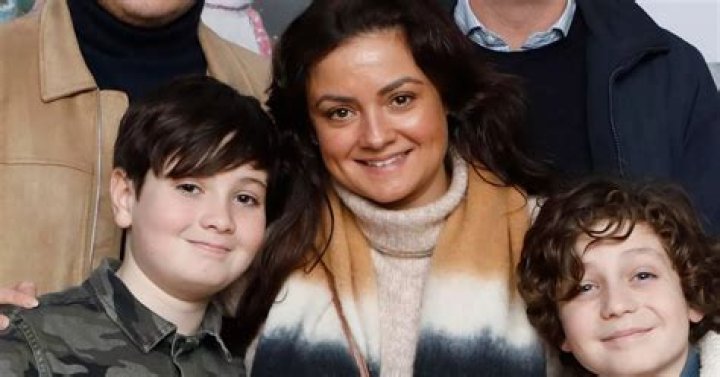 Fame | Fiona O'Carroll net worth and salary income estimation Apr, 2024