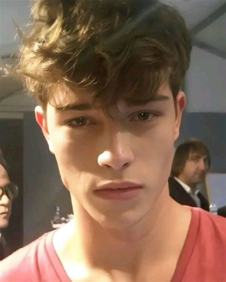 What is Francisco Lachowski's Snapchat?
