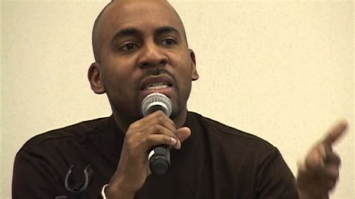 Frank Leon Roberts - Net Worth, Age, Height, Birthday, Bio, Wiki!