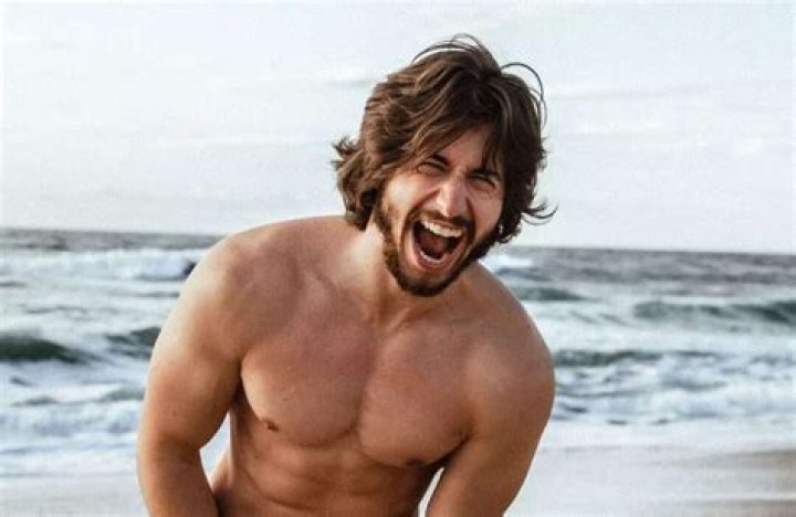 Gabriel Attal Age, Height & Weight