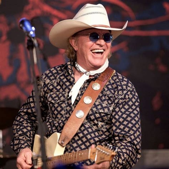 Fame | Gary P. Nunn net worth and salary income estimation Jan, 2024