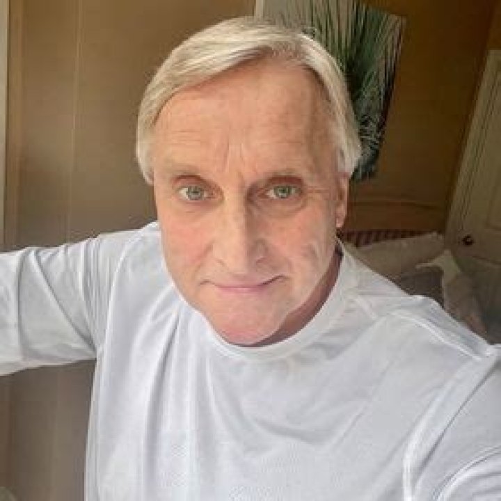 Gary Plumley - Net Worth, Age, Height, Birthday, Bio, Wiki!