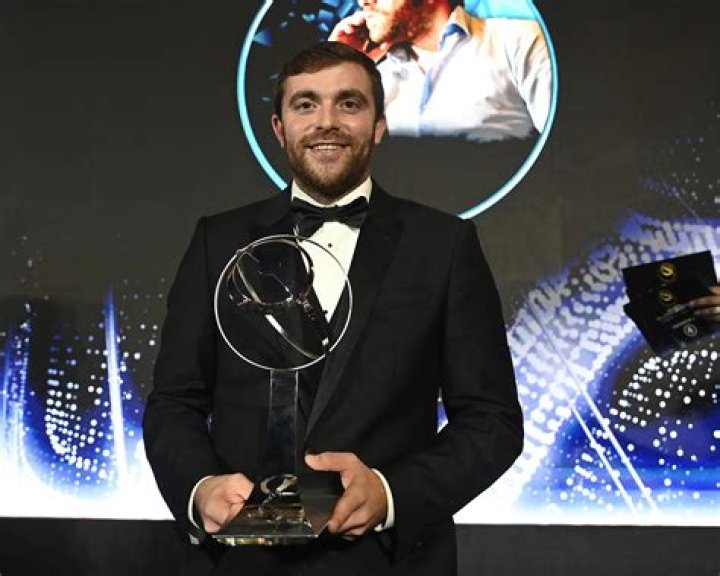 Get to know Fabrizio Romano: Biography, Age, Career, Net Worth, Height, Relationship & More