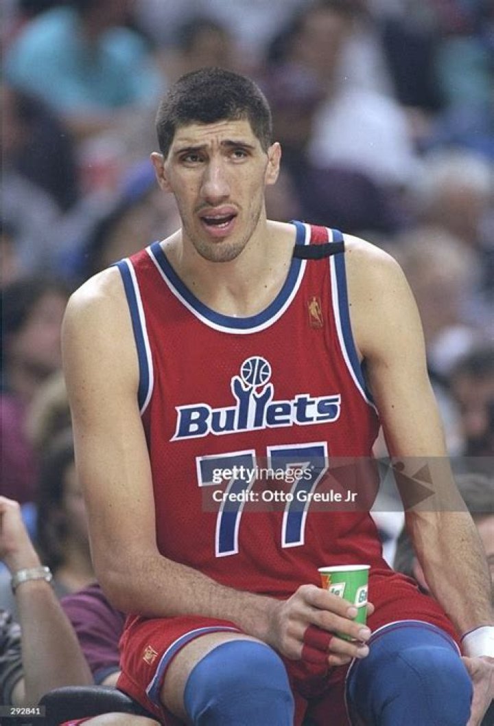 Gheorghe Muresan Net Worth, Age, Height, Bio, Birthday, Wiki!