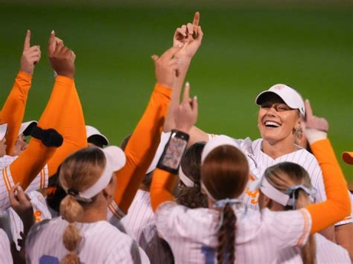 
Gina Taylor Pickens- Wiki, Age, Height, Net Worth, Husband, Ethnicity	