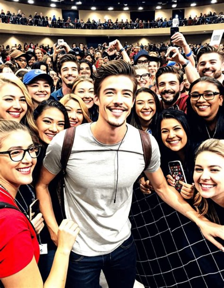 Grant Gustin Net Worth, Age, Height, Bio, Birthday, Wiki!