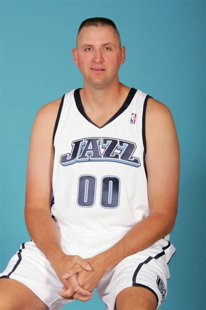 Fame | Greg Ostertag net worth and salary income estimation Jan, 2024