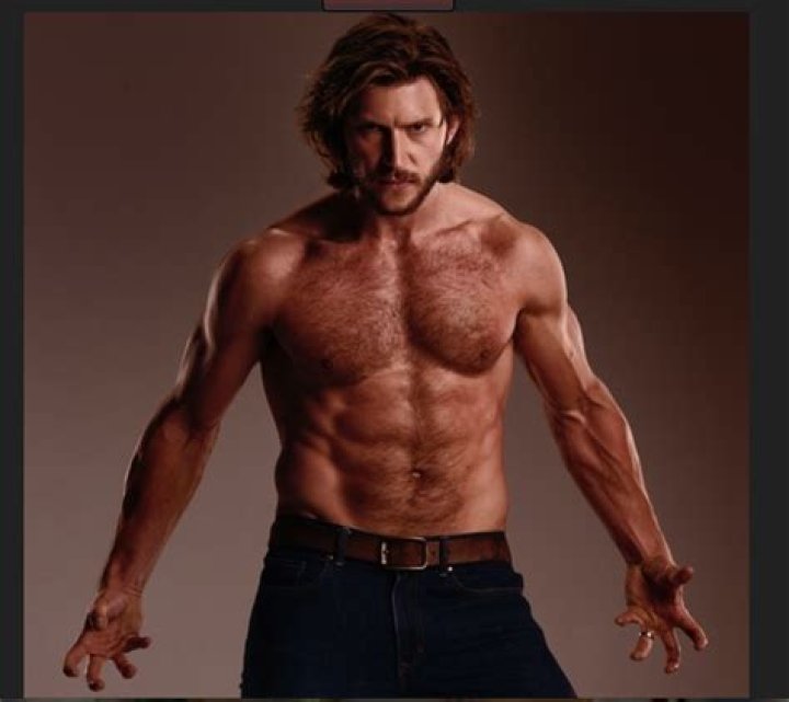 Greyston Holt Net Worth, Age, Height, Bio, Birthday, Wiki!