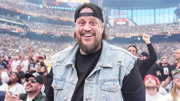 Has Jelly Roll ever been in jail?