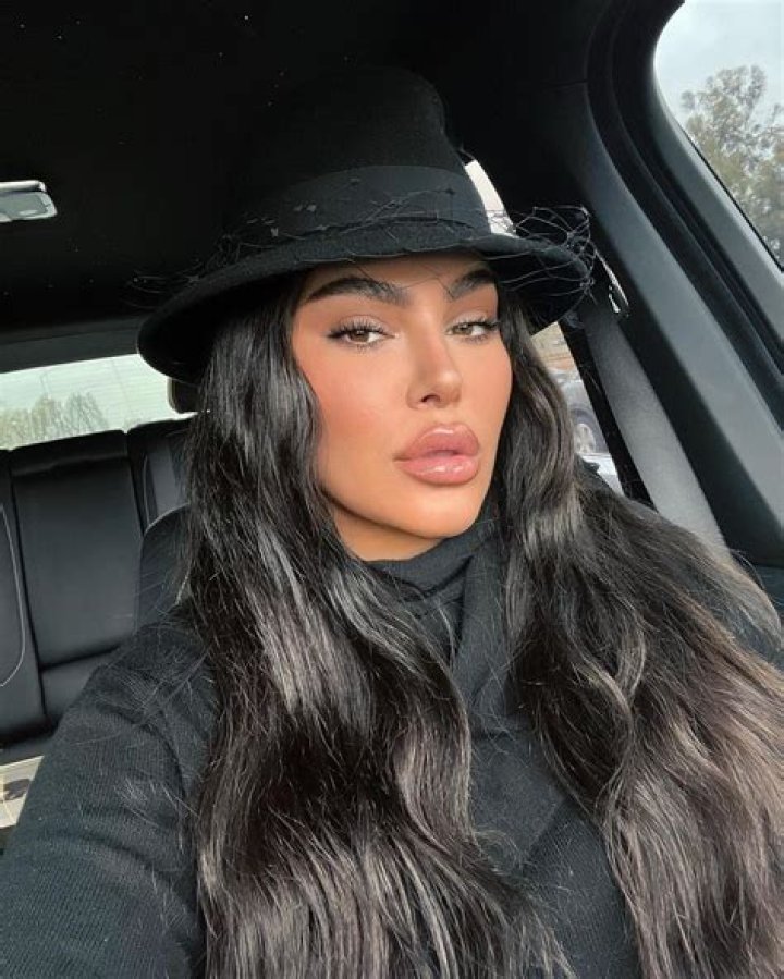 Hrush Achemyan Net Worth, Age, Height, Bio, Birthday, Wiki!