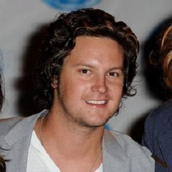 Hunter Thomsen - Net Worth, Age, Height, Birthday, Bio, Wiki!