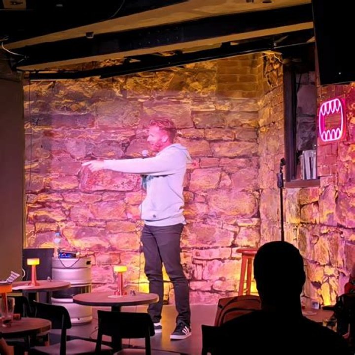 Ian Dowling - Net Worth, Age, Height, Birthday, Bio, Wiki!